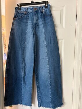 Wrangler Two-Tone Blue Wide Leg Jeans